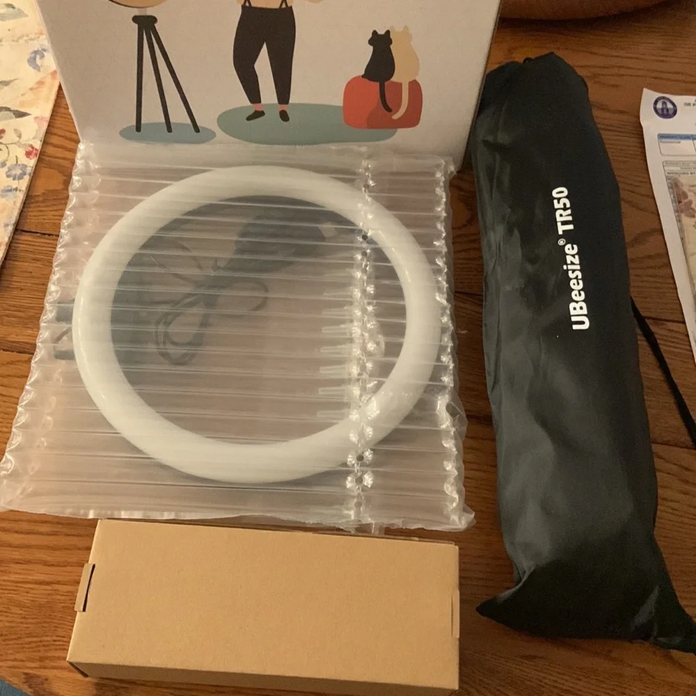 Uber size Ring Light Set new in box